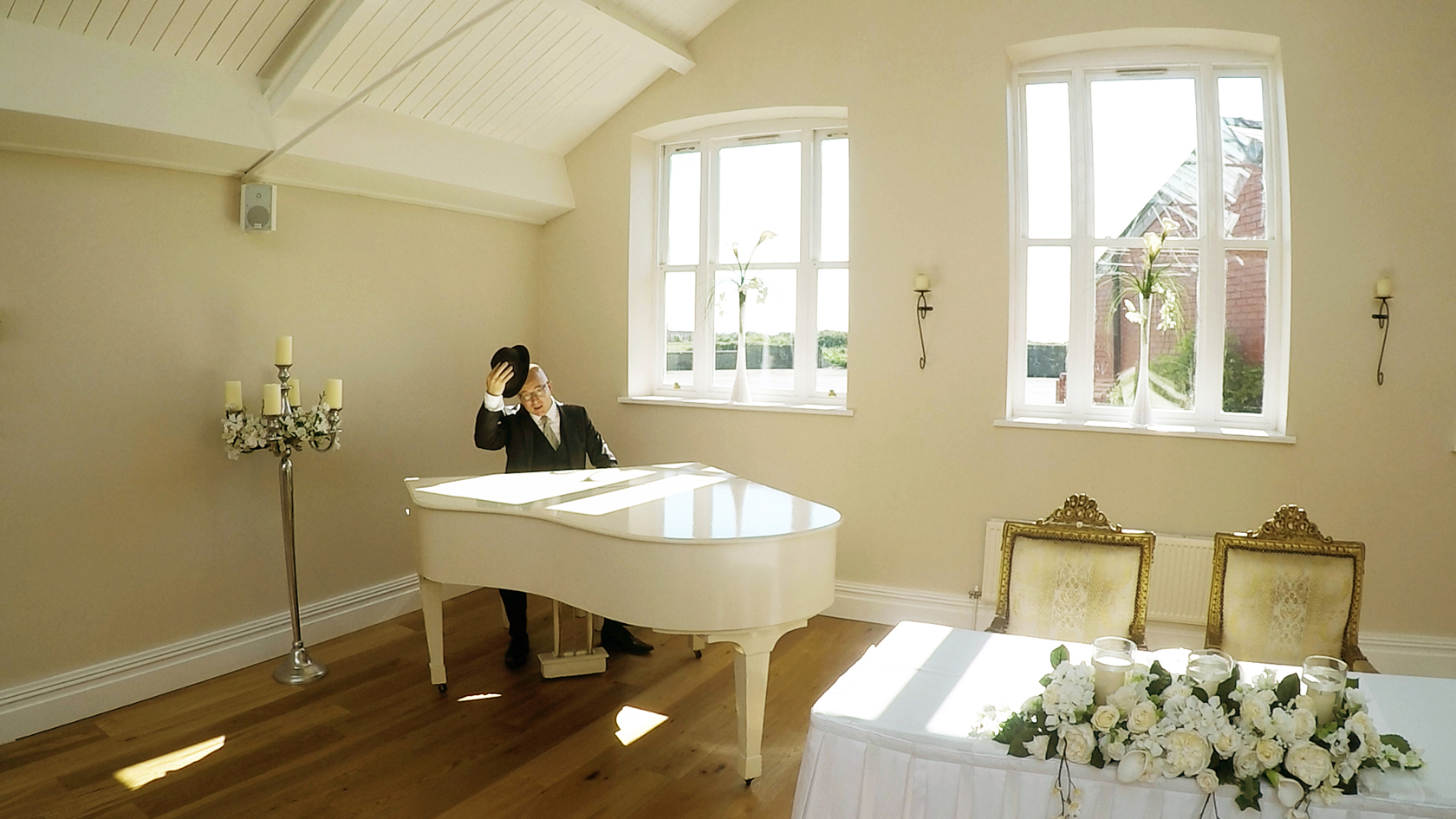 Pianist_Wirral_wedding_ceremony